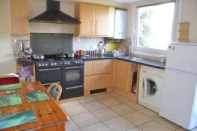  Image of 3 Bedroom Terraced for sale at Dover Kent Maxton, CT17 0EG
