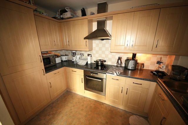  Image of 2 Bedroom Flat to rent at Grant Road  Harrow, HA3 7SA