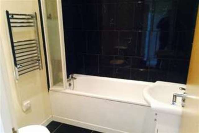  Image of 1 Bedroom Flat to rent at Cardiff, CF24 2LR