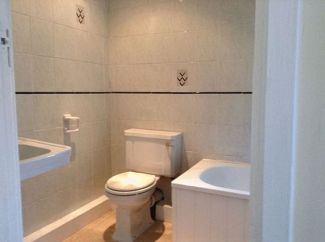  Image of 2 Bedroom Detached to rent at Haggerston Terrace Array Jarrow, NE32 3RG