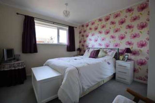  Image of 3 Bedroom Semi-Detached for sale at Arborfield  Reading, RG2 9QH