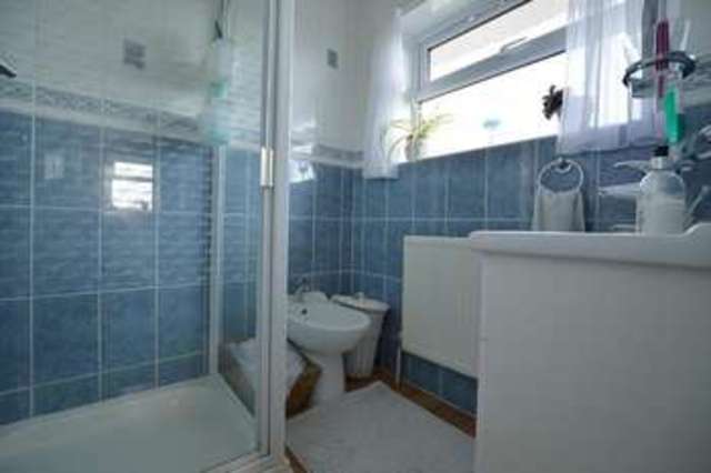  Image of 3 Bedroom Semi-Detached for sale at Arborfield  Reading, RG2 9QH