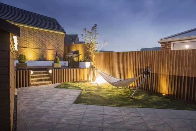  Image of 2 Bedroom Semi-Detached for sale at Kiln Avenue  Chinnor, OX39 4BZ