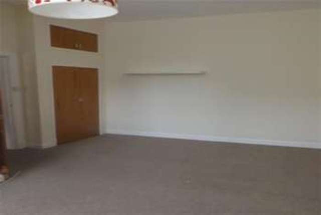  Image of 2 Bedroom Flat to rent at Dundee, DD5 2BA
