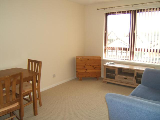  Image of 2 Bedroom Flat to rent at Linlithgow Village West Lothian West Lothian, EH54 7BB