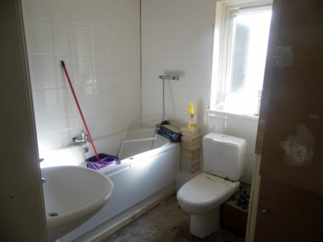  Image of 2 Bedroom Flat for sale at Liverpool Merseyside Liverpool, L8 0TL