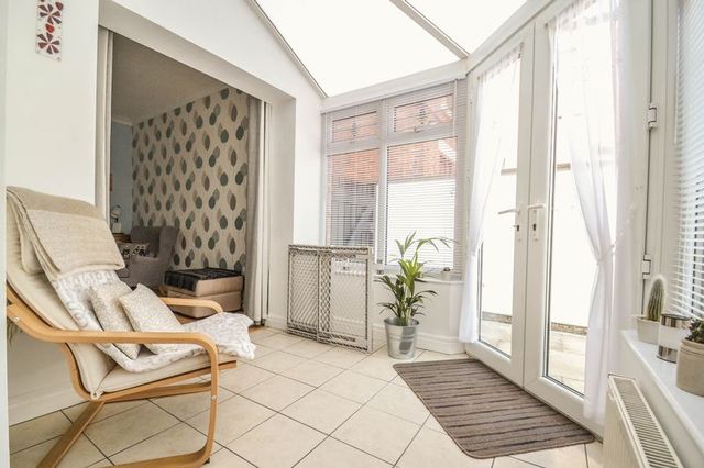  Image of 3 Bedroom Detached for sale at Liverpool Old Road Walmer Bridge Walmer Bridge, PR4 5QE