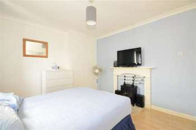  Image of 3 Bedroom Terraced for sale at Portsmouth Hampshire Portsmouth, PO3 5DG