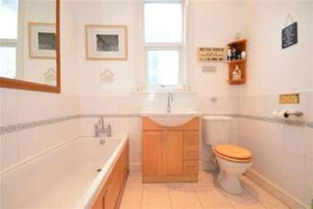  Image of 2 Bedroom Flat to rent at Portsmouth, PO2 9JN
