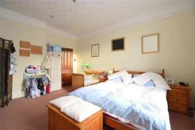 Image of 2 Bedroom Flat to rent at Portsmouth, PO2 9JN