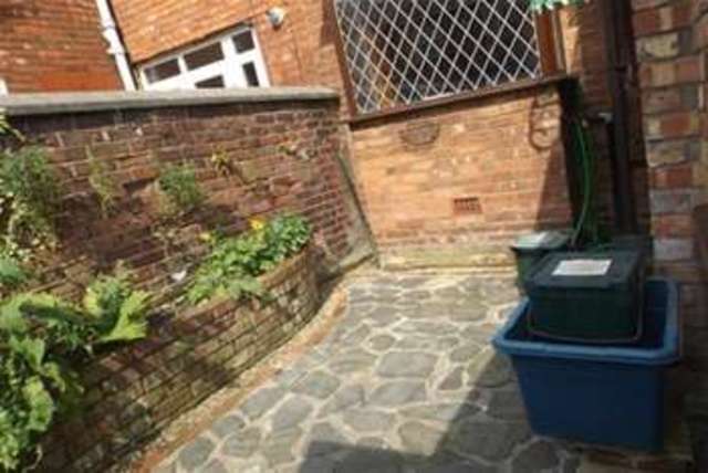  Image of 2 Bedroom Detached to rent at Preston, PR2 2BD