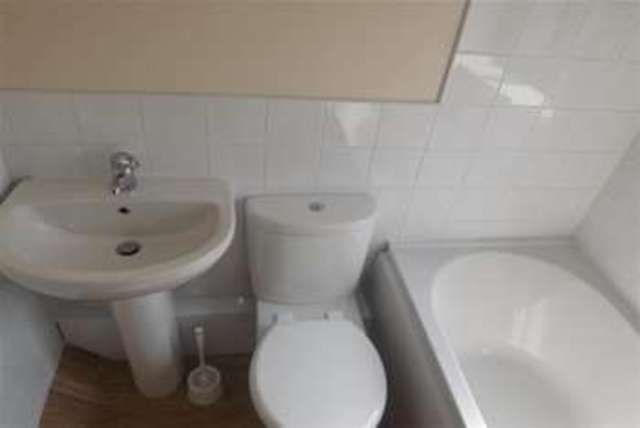  Image of 2 Bedroom Detached to rent at Preston, PR2 2BD