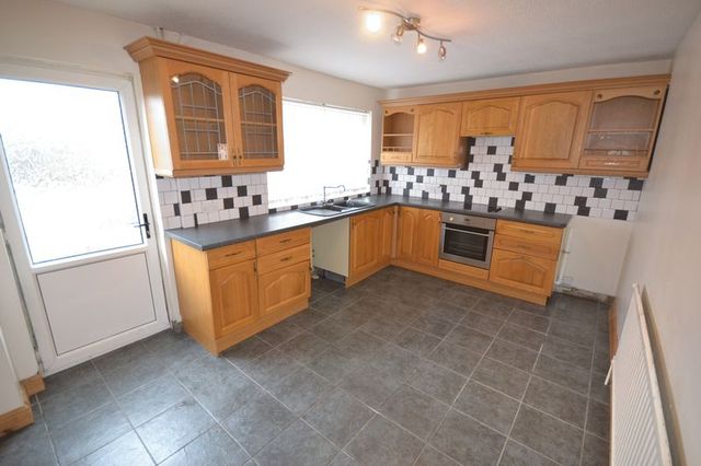  Image of 4 Bedroom Semi-Detached to rent at Maescader  Pencader, SA39 9HQ
