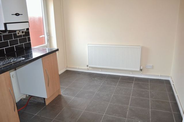  Image of 2 Bedroom Terraced to rent at Midhurst Road  Liverpool, L12 0PB