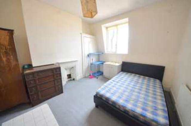  Image of 4 Bedroom Maisonette to rent at Muswell Hill Broadway  Muswell Hill, N10 3RS