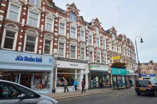  Image of 4 Bedroom Maisonette to rent at Muswell Hill Broadway  Muswell Hill, N10 3RS