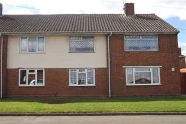  Image of 2 Bedroom Maisonette to rent at Wolverhampton, WV4 6BZ