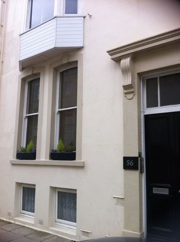  Image of 2 Bedroom Flat to rent at Nightingale Road  Southsea, PO5 3JN
