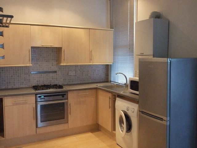  Image of 2 Bedroom Flat to rent at Nightingale Road  Southsea, PO5 3JN