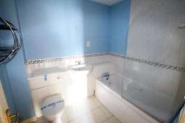  Image of 2 Bedroom Flat for sale at Cathcart Glasgow Castlemilk, G44 4SR