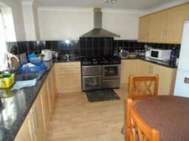  Image of 4 Bedroom Semi-Detached for sale at Ashford Kent Kingsnorth, TN23 5TQ