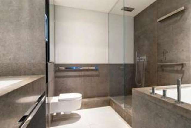  Image of 1 Bedroom Flat for sale at Canary Wharf, E14 9HL