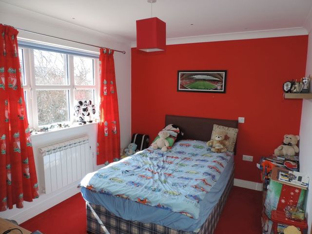  Image of 4 Bedroom Detached for sale at Pednandrea  Redruth, TR15 2HR