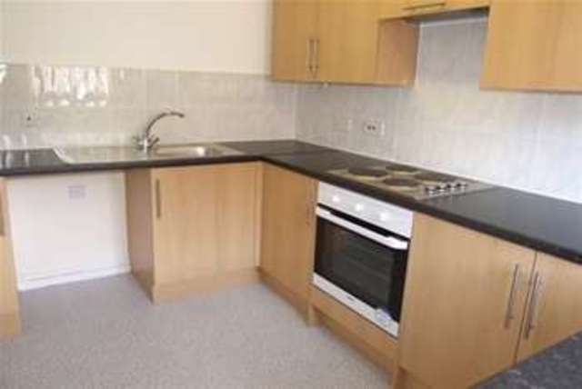  Image of 2 Bedroom Flat to rent at Southend-on-Sea, SS2 6HL