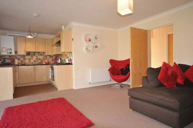  Image of 2 Bedroom Property to rent at Prospect Place St Thomas Exeter, EX4 1JA