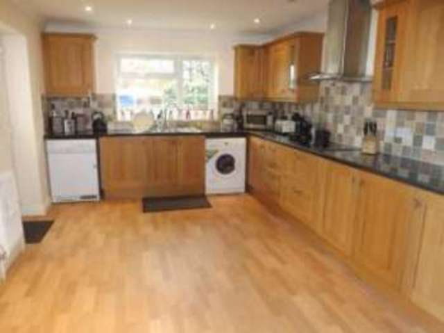  Image of 4 Bedroom Detached for sale at Yate Bristol Yate, BS37 5SE