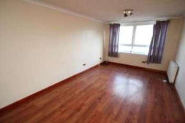  Image of 3 Bedroom Maisonette for sale at Cumbernauld Glasgow Abronhill, G67 3DX