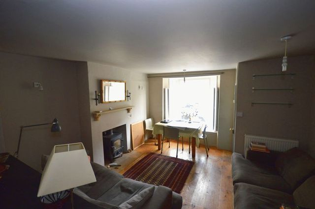  Image of 3 Bedroom Cottage to rent at St James Street  South Petherton, TA13 5BS