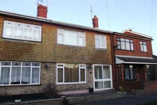  Image of 3 Bedroom Detached to rent at Canvey Island, SS8 9NQ