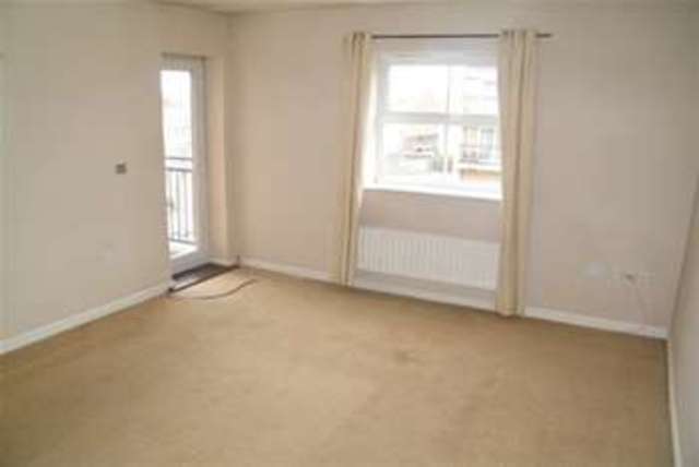  Image of 3 Bedroom Property to rent at Basildon, SS15 4HP