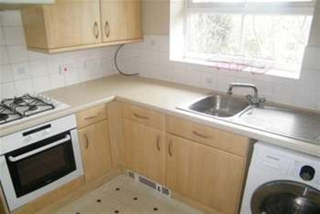  Image of 3 Bedroom Property to rent at Basildon, SS15 4HP