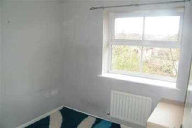  Image of 3 Bedroom Property to rent at Basildon, SS15 4HP