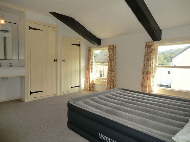  Image of 3 Bedroom Terraced for sale at Sticklepath Okehampton, EX20 2NW
