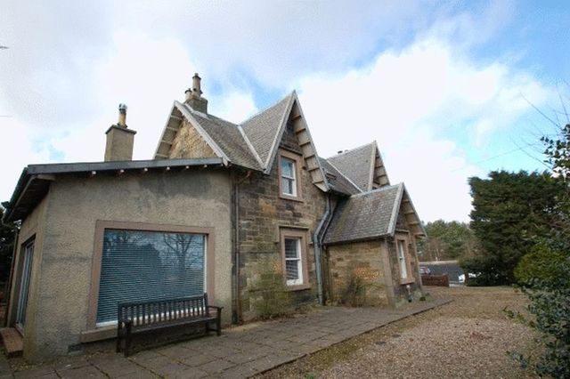 Image of 3 Bedroom Detached for sale at Strawfrank Road Carstairs Junction Lanark, ML11 8PP