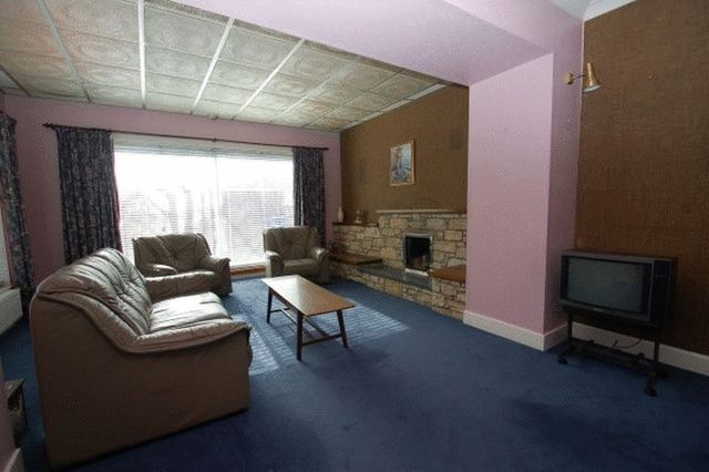  Image of 3 Bedroom Detached for sale at Strawfrank Road Carstairs Junction Lanark, ML11 8PP