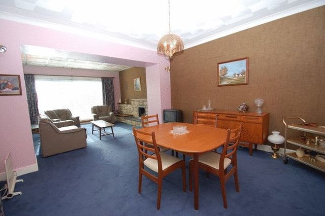  Image of 3 Bedroom Detached for sale at Strawfrank Road Carstairs Junction Lanark, ML11 8PP