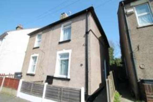  Image of 3 Bedroom Semi-Detached for sale at South Croydon  Sanderstead, CR2 7DB
