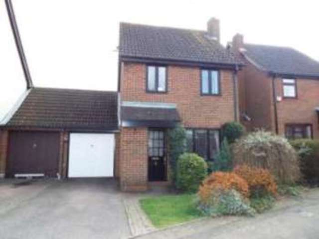  Image of 3 Bedroom Detached for sale at Luton Bedfordshire Stopsley, LU2 8SX
