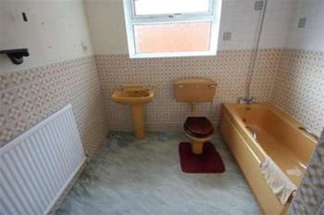  Image of 3 Bedroom Bungalow for sale at Rushmere St Andrew, IP4 5RL
