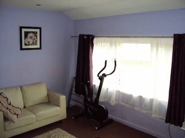  Image of 3 Bedroom Terraced for sale at The Quadrant  Hull, HU6 8NU