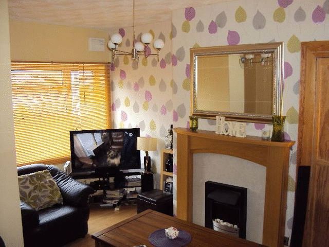  Image of 3 Bedroom Terraced for sale at The Quadrant  Hull, HU6 8NU