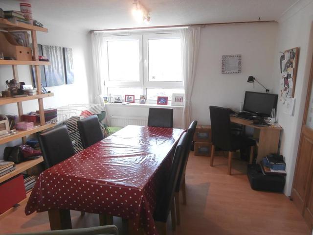  Image of 3 Bedroom Flat to rent at Linlithgow West Lothian West Lothian, EH49 7EU