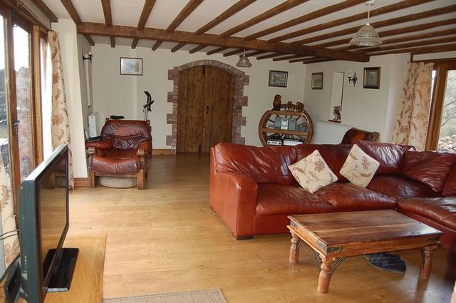  Image of 6 Bedroom Property for sale at Tregare MONMOUTH, NP25 4DU