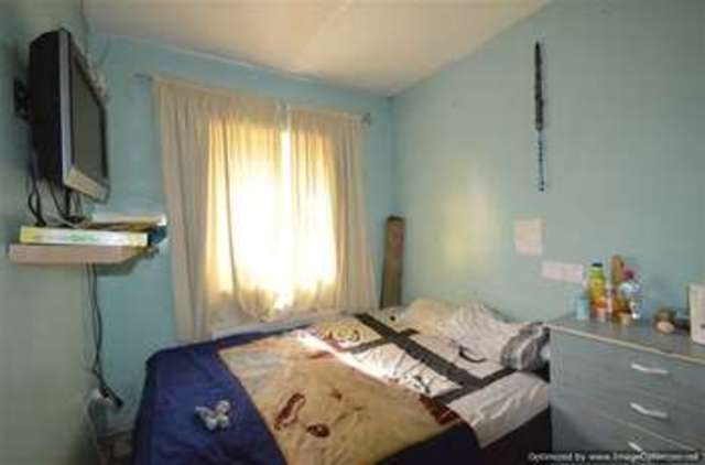  Image of 4 Bedroom Flat for sale at Hackney, E9 6PP