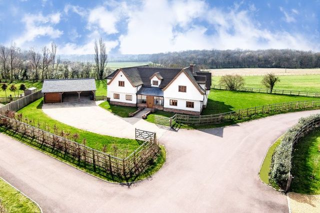 Image of 5 Bedroom Detached for sale at Buntingford, SG9 0BN