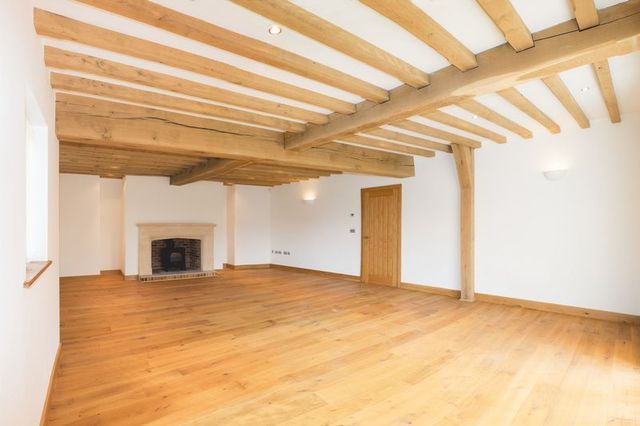  Image of 5 Bedroom Detached for sale at Buntingford, SG9 0BN